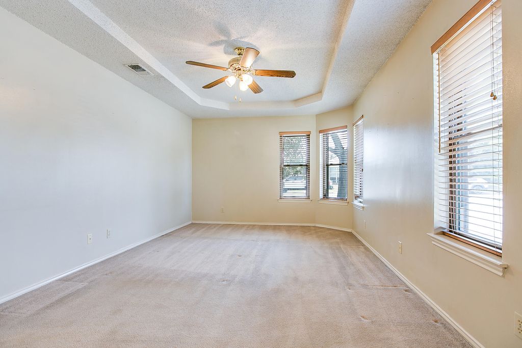 Image 4 of property listing at 4418 Southland Boulevard, San Angelo, TX 76904