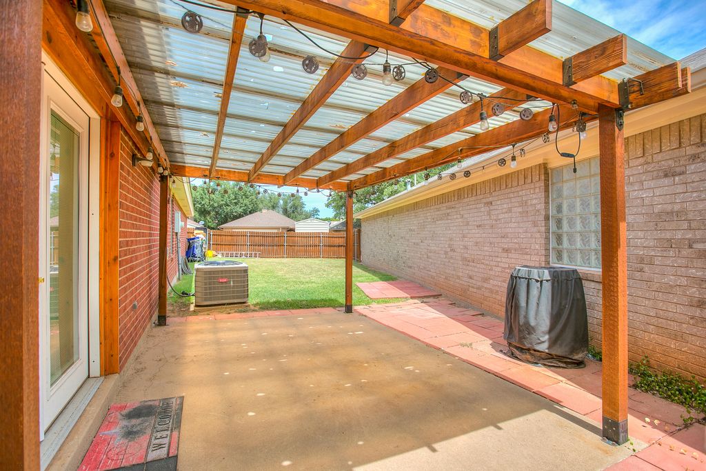 Image 5 of property listing at 4418 Southland Boulevard, San Angelo, TX 76904