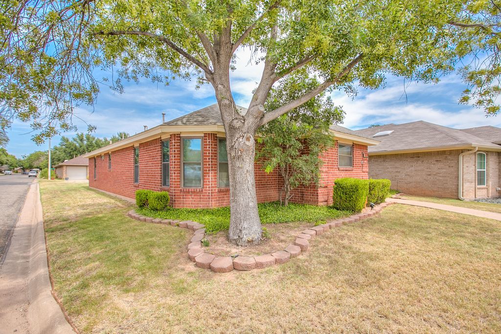 Image 8 of property listing at 4418 Southland Boulevard, San Angelo, TX 76904