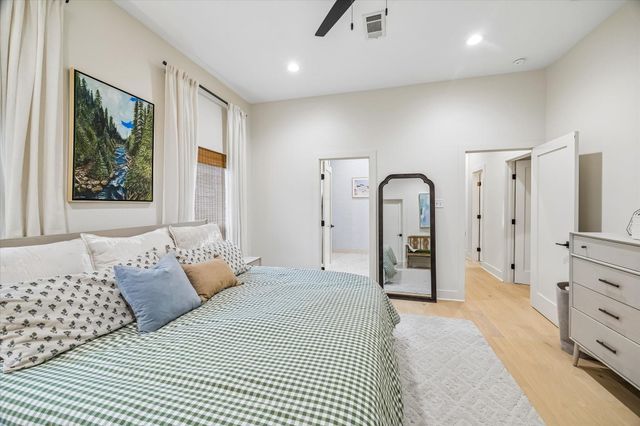 1034 Bethlehem Street, Houston, TX 77018