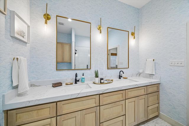 1034 Bethlehem Street, Houston, TX 77018