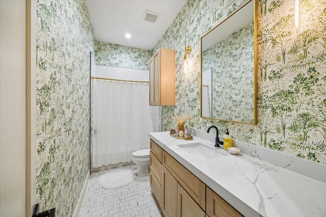 1034 Bethlehem Street, Houston, TX 77018