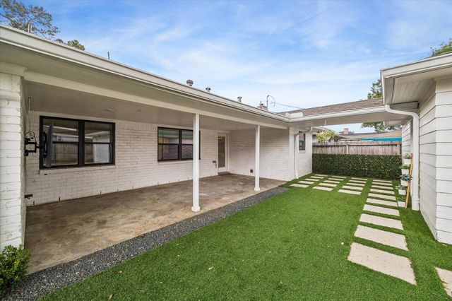 1034 Bethlehem Street, Houston, TX 77018