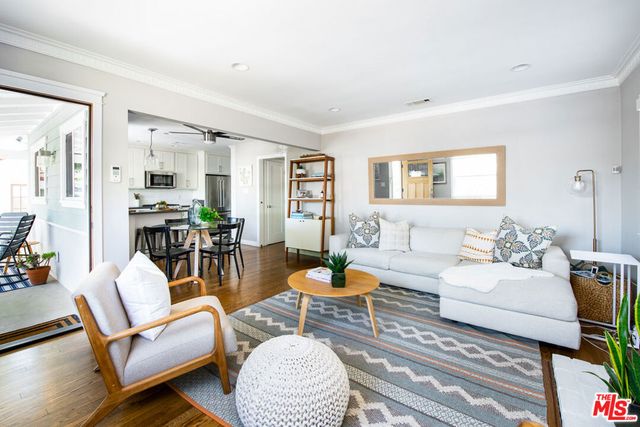 3977 Berryman Avenue, Los Angeles, CA 90066