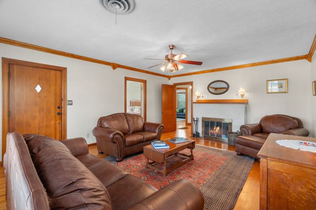 825 Sam Calloway Road, Fort Worth, TX 76114