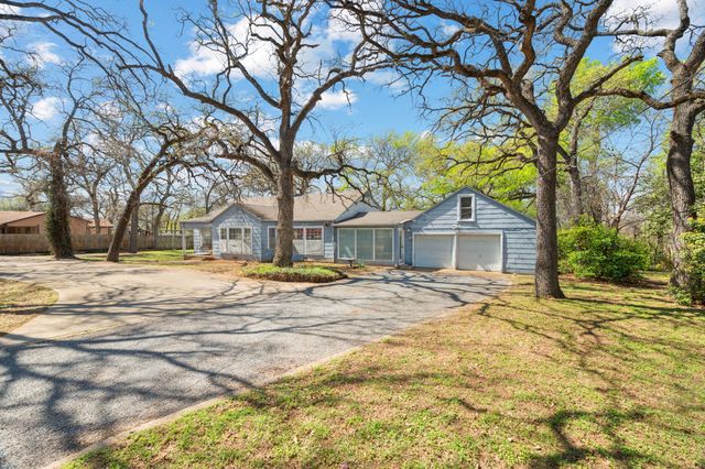 825 Sam Calloway Road, Fort Worth, TX 76114