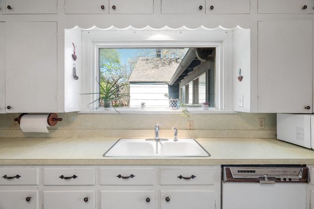 825 Sam Calloway Road, Fort Worth, TX 76114