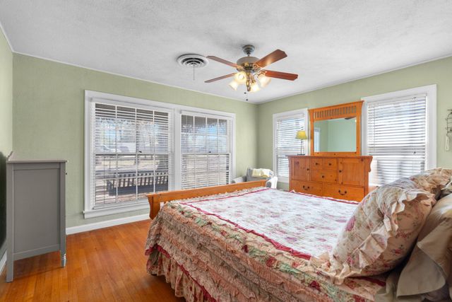 825 Sam Calloway Road, Fort Worth, TX 76114