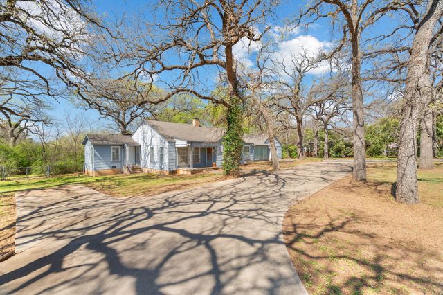 825 Sam Calloway Road, Fort Worth, TX 76114