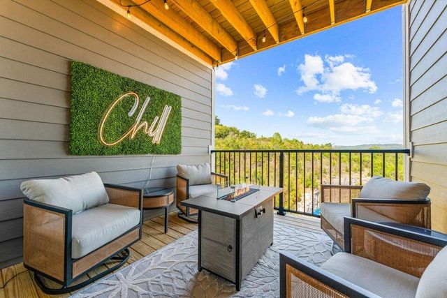 3014 North Vineyards Terrace 1, Branson, MO 65616