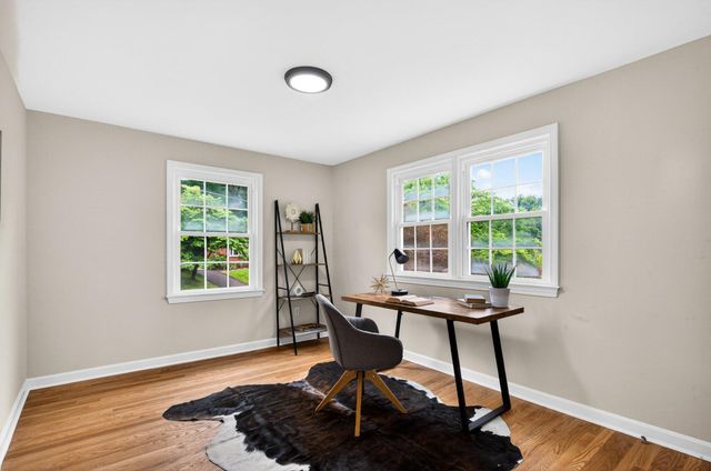 6538 OAKWOOD DR, Falls Church, VA 22041