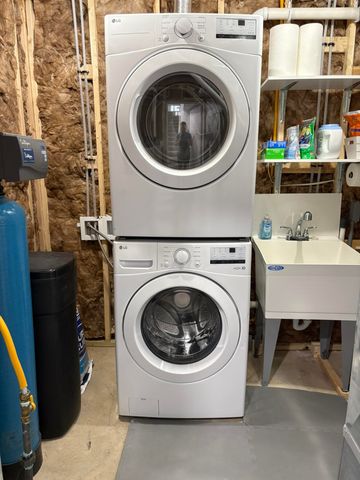 11896 W Bluewater Highway, Lowell, MI 49331