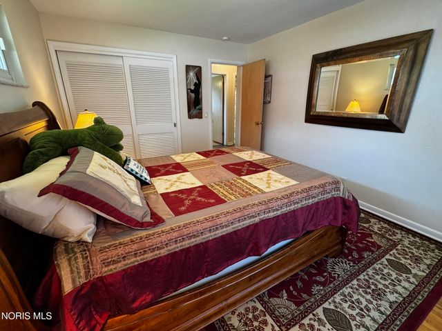 3749 N Beverly Hills Drive, Toledo, OH 43614