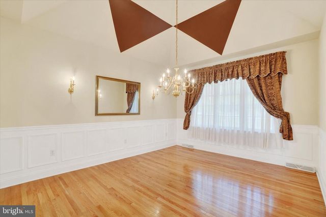 2280 SPANGLER CIR, York, PA 17406