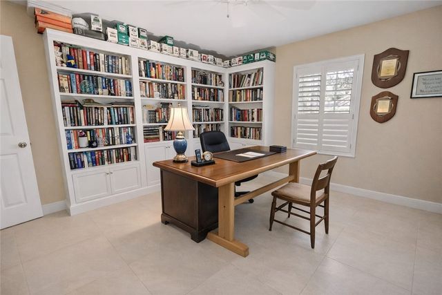 4371 2nd Square SW, Vero Beach, FL 32968