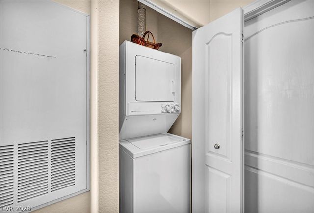 2305 West Horizon Ridge Parkway 3621, Henderson, NV 89052