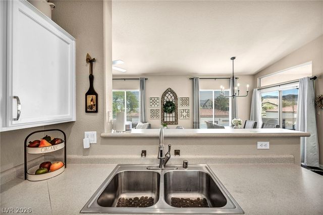 2305 West Horizon Ridge Parkway 3621, Henderson, NV 89052