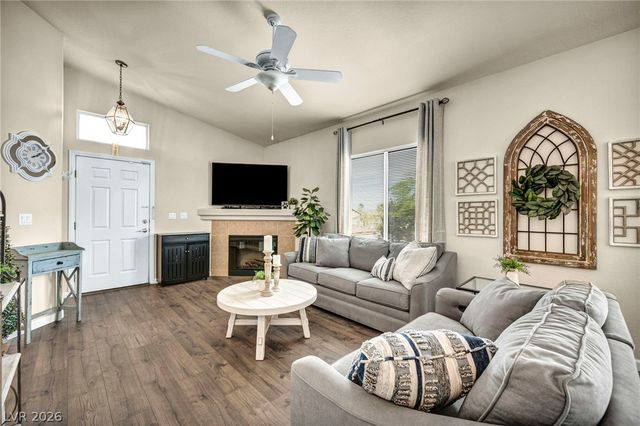 2305 West Horizon Ridge Parkway 3621, Henderson, NV 89052