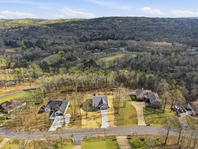 111 Diamondhead Drive, Hot Springs, AR 71913