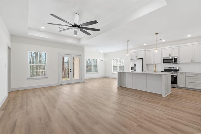 111 Diamondhead Drive, Hot Springs, AR 71913