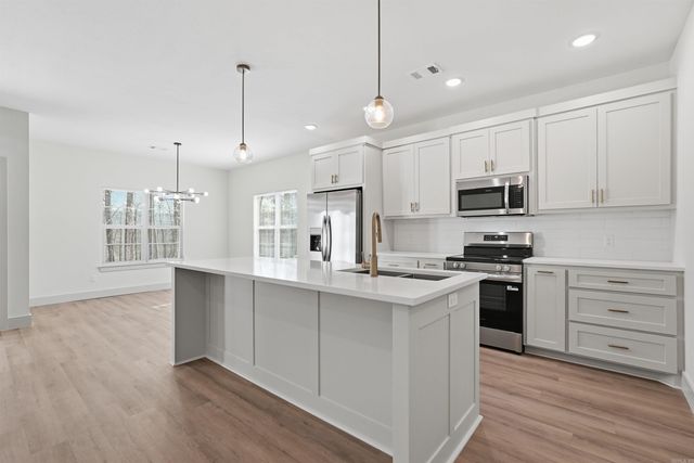 111 Diamondhead Drive, Hot Springs, AR 71913