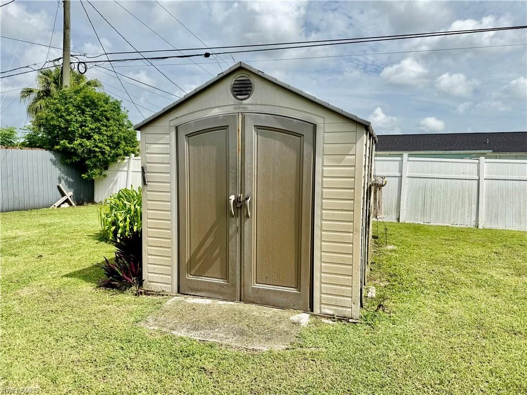 1219 Dunndale ST, LEHIGH ACRES, FL 33936 — photo 4