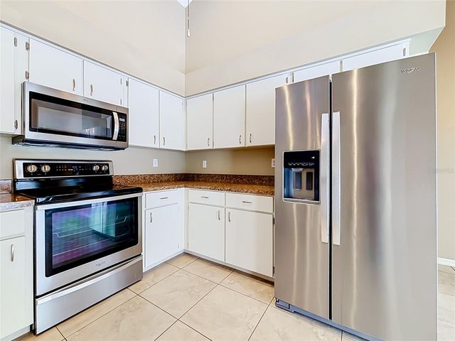 5645 LOMA VISTA COURT, Davenport, FL 33896