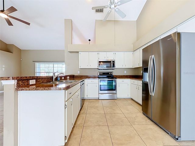 5645 LOMA VISTA COURT, Davenport, FL 33896