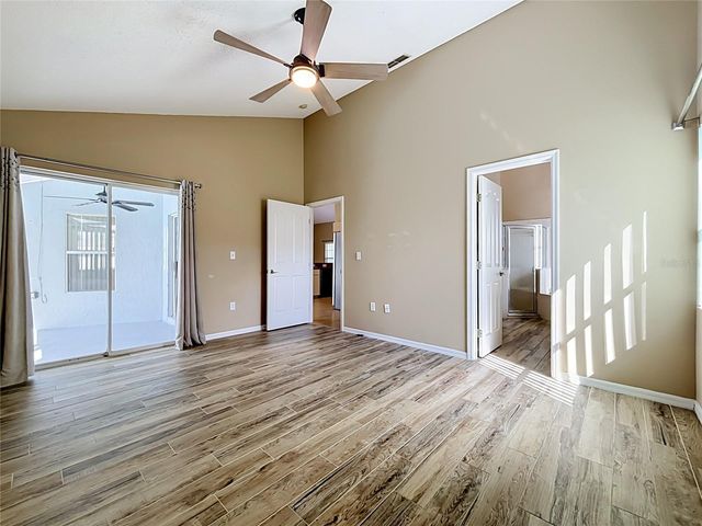 5645 LOMA VISTA COURT, Davenport, FL 33896