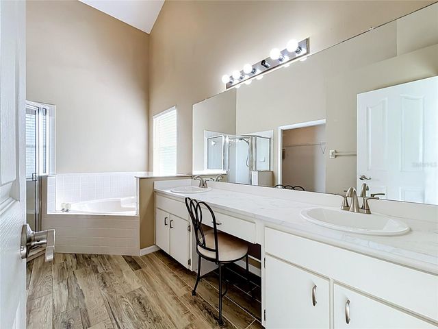 5645 LOMA VISTA COURT, Davenport, FL 33896