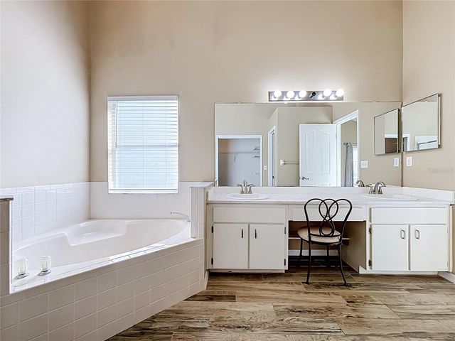 5645 LOMA VISTA COURT, Davenport, FL 33896