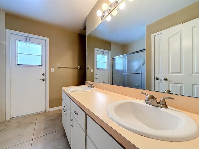 5645 LOMA VISTA COURT, Davenport, FL 33896