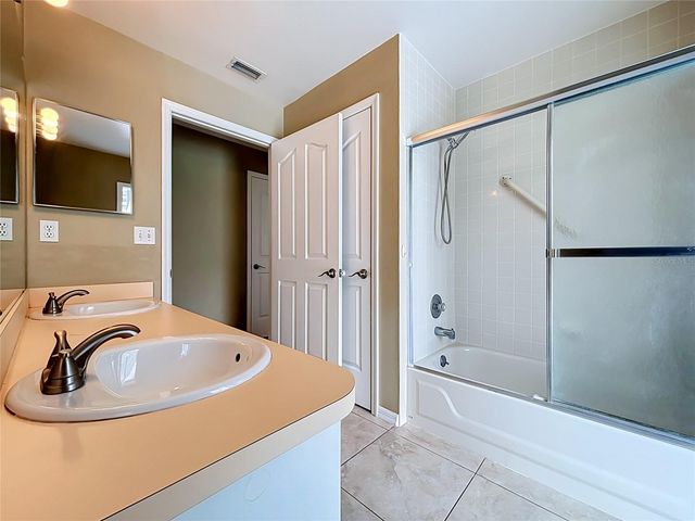 5645 LOMA VISTA COURT, Davenport, FL 33896