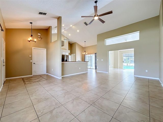 5645 LOMA VISTA COURT, Davenport, FL 33896