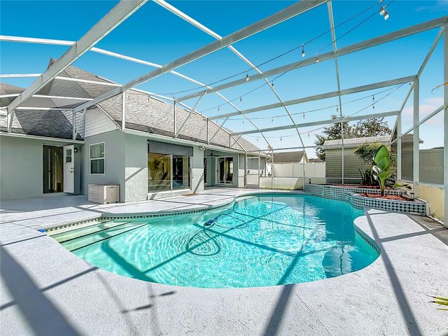 5645 LOMA VISTA COURT, Davenport, FL 33896