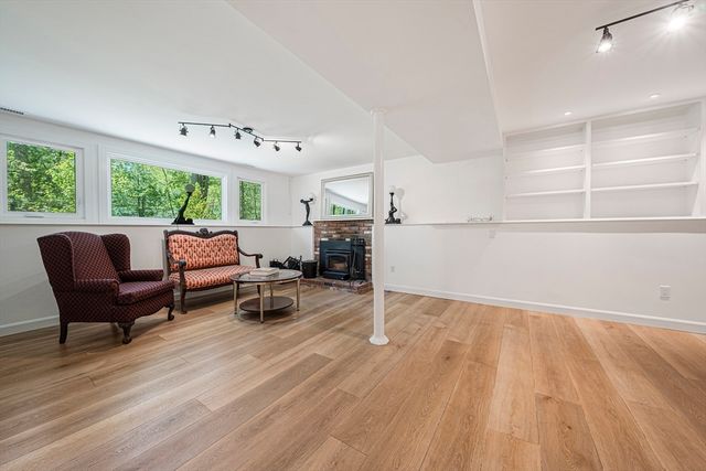136 Allen Road, Easton, MA 02375