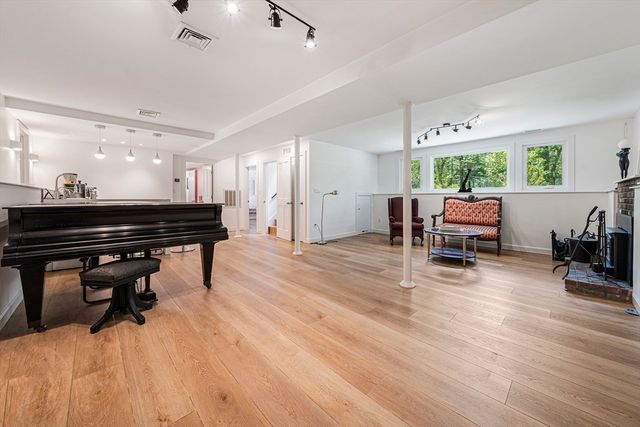 136 Allen Road, Easton, MA 02375