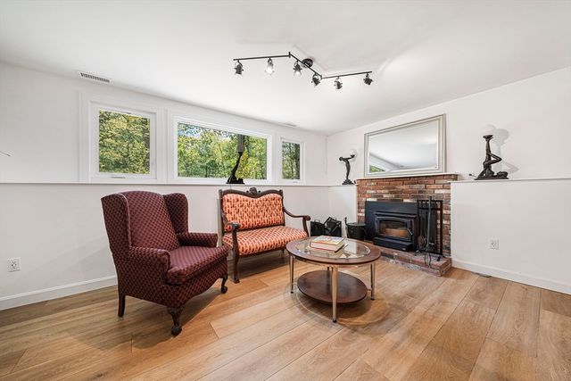136 Allen Road, Easton, MA 02375