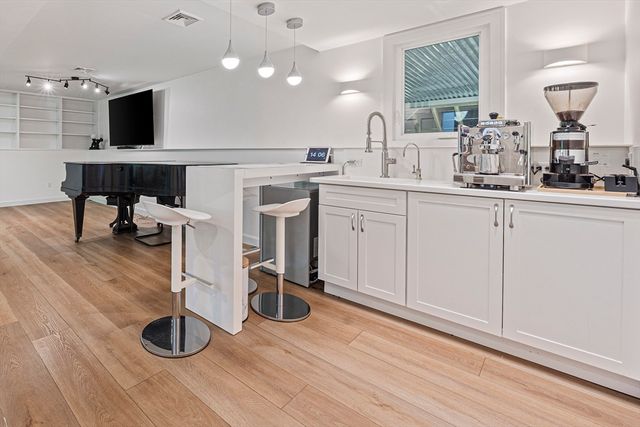 136 Allen Road, Easton, MA 02375