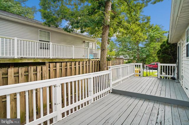 7819 CAMP RD, Pasadena, MD 21122