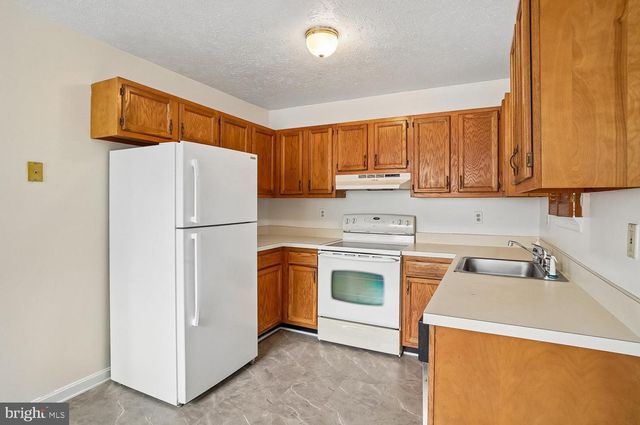 7819 CAMP RD, Pasadena, MD 21122