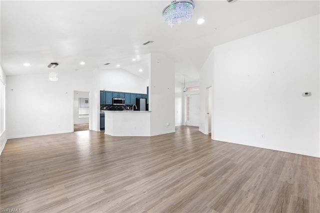 2009 13th PL, Cape Coral, FL 33909