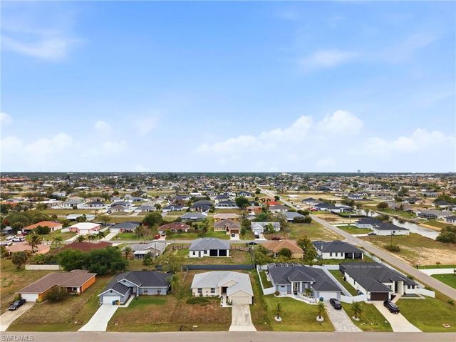 2009 13th PL, Cape Coral, FL 33909
