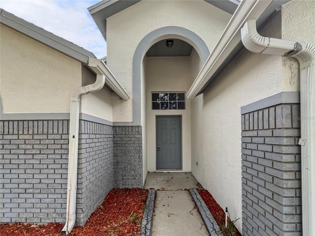 1537 MAXIMILIAN DRIVE, Wesley Chapel, FL 33543