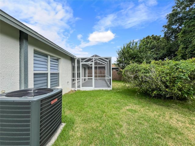 1537 MAXIMILIAN DRIVE, Wesley Chapel, FL 33543