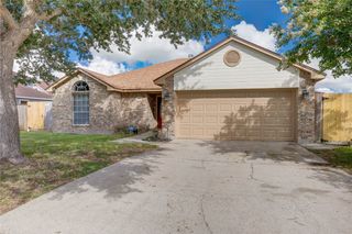 7313 Prairie Dr, Corpus Christi, TX 78413