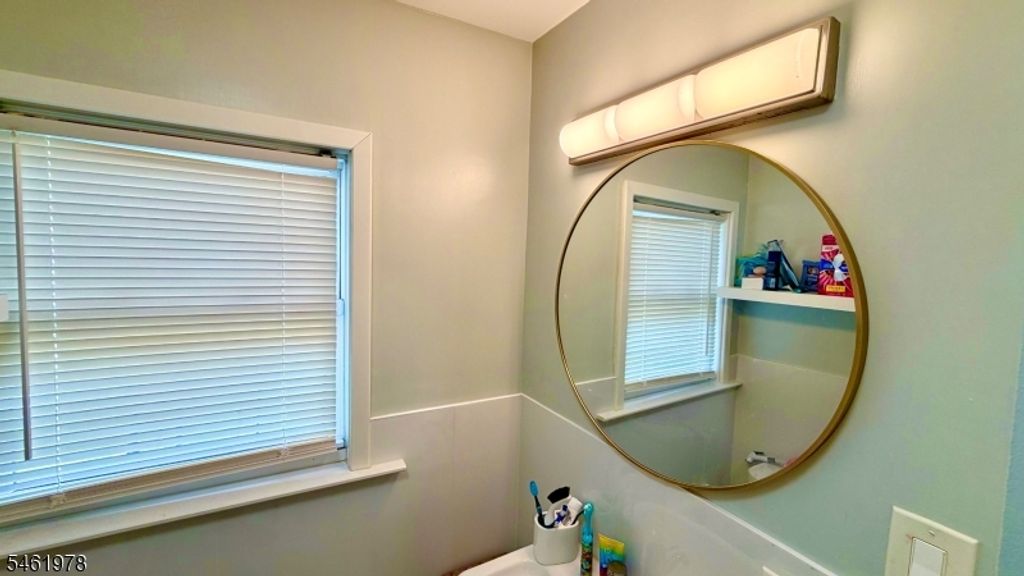 Image 17 of property listing at 103 Bailey Ave, Hillside Twp., NJ 07205