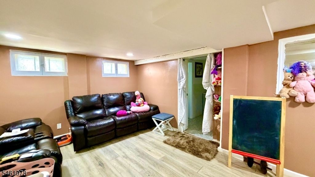 Image 23 of property listing at 103 Bailey Ave, Hillside Twp., NJ 07205