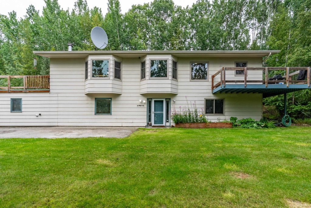 1286 SUMMIT DRIVE, Fairbanks, AK 99712