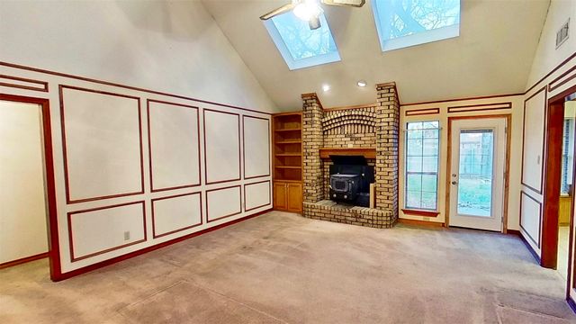 509 Topside Drive, Azle, TX 76020